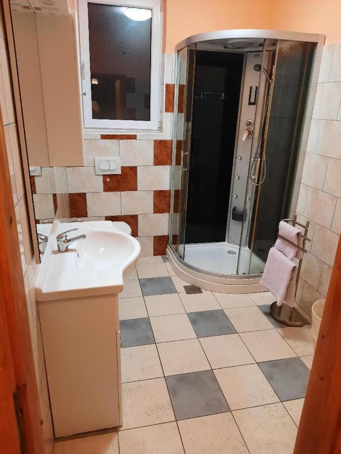 Holiday Home Villa Marin Stanici エクステリア 写真