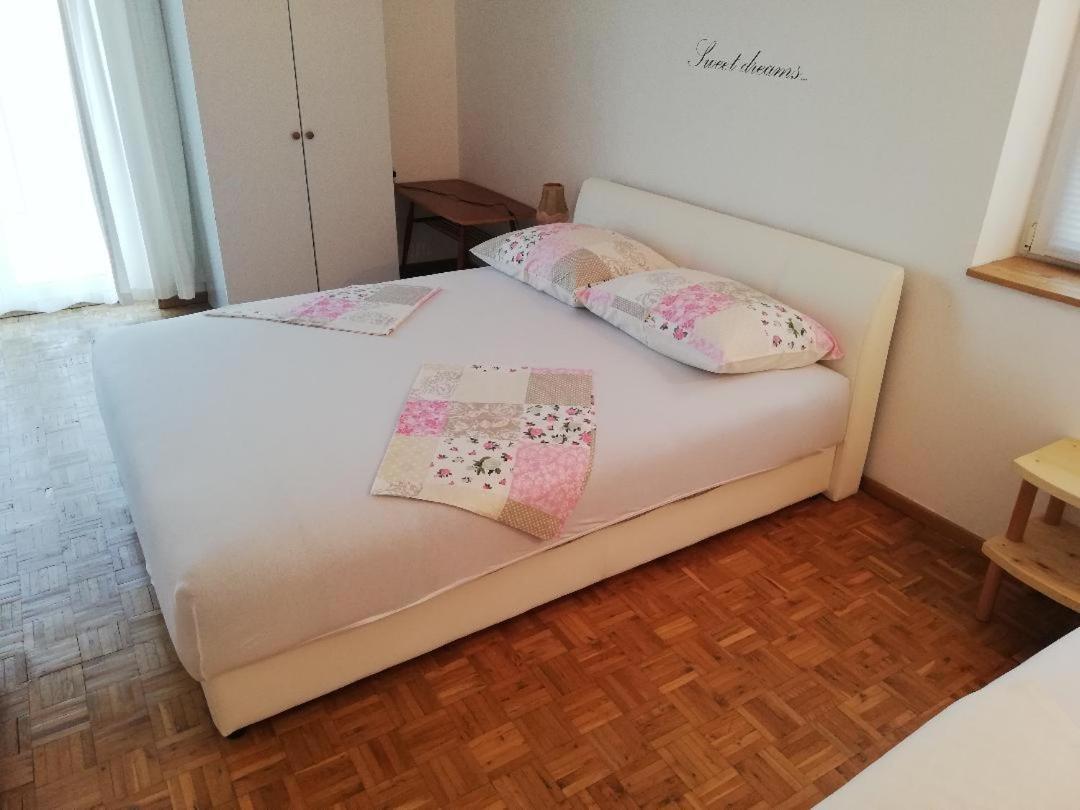 Holiday Home Villa Marin Stanici エクステリア 写真