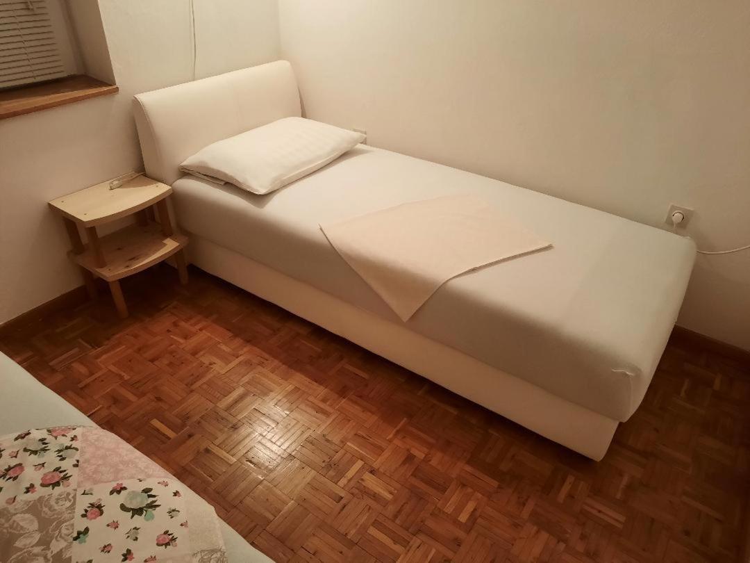 Holiday Home Villa Marin Stanici エクステリア 写真